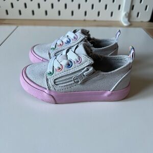 Worn 1X Cat & Jack Gray Sneakers Pink Soles side zip size 5